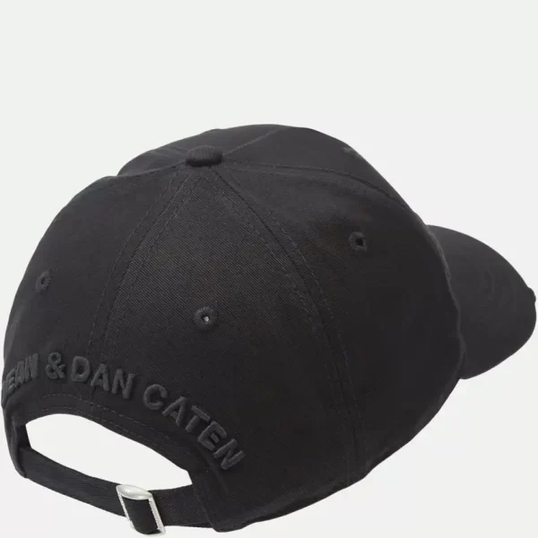 W24DsquBCM0028M08BlacU