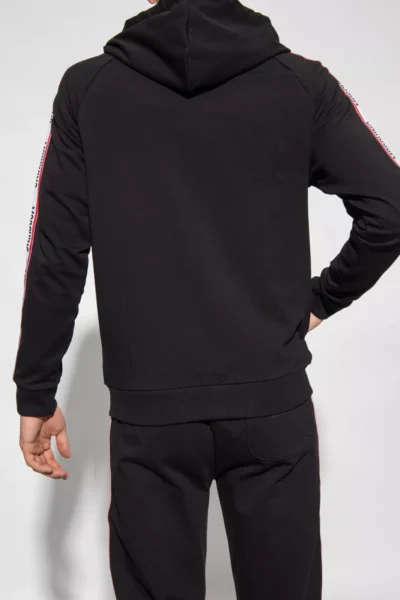 W24MOSCAEF232V1A178BLAC.webp