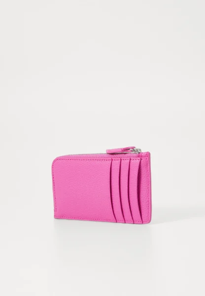 W26ArmaEW000367FucsTU