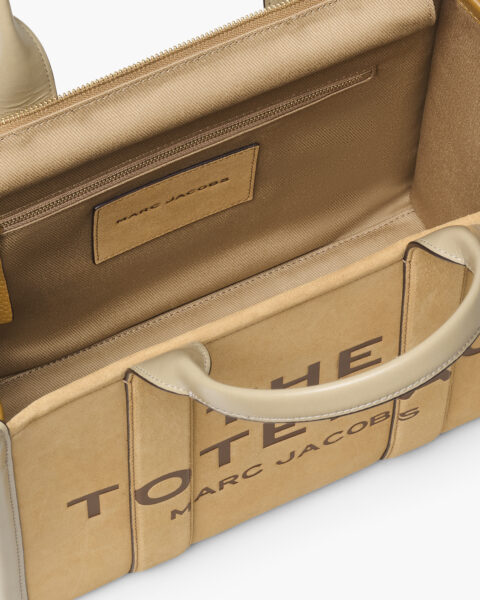 MJI_2F5HTT029H01_910_F8F8F8_4-5_MAIN