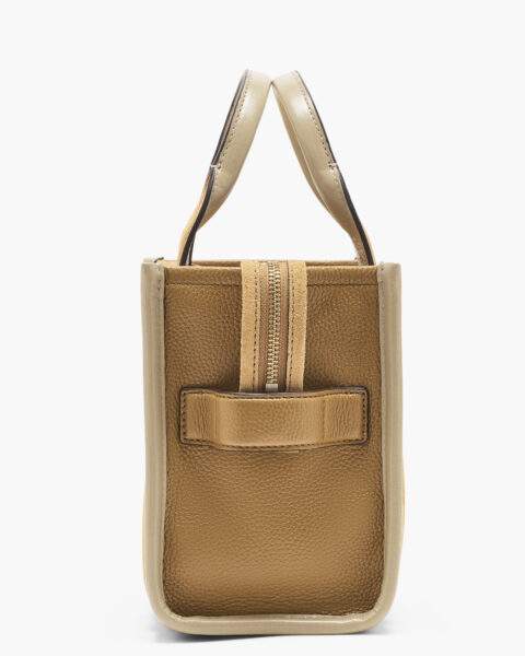 MJI_2F5HTT030H01_910_F8F8F8_4-5_MAIN