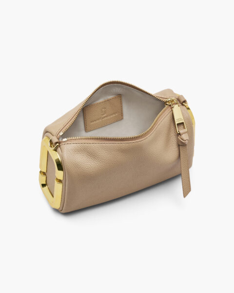 MJI_2S6HSH024H01_230_F8F8F8_4-5_ALT4