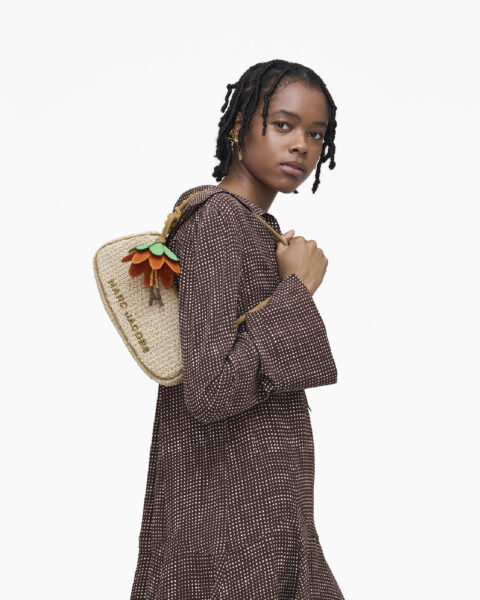 MJI_2S6HSH030H02_255_F8F8F8_4-5_MAIN