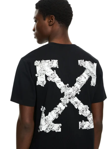 Polera Off-White Distressed Arrow Negra Hombre