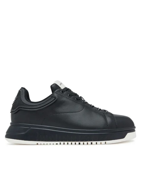 Zapatillas Negras Emporio Armani con Suela en Contraste
