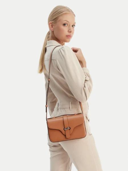 Cartera Emporio Armani Camel con Correa