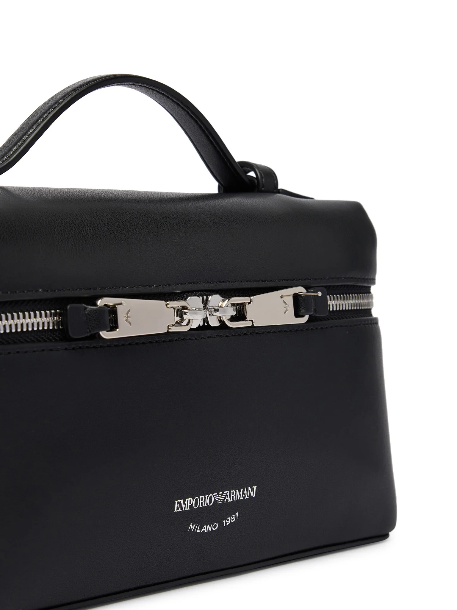S26ArmaEW004564NegrU-2